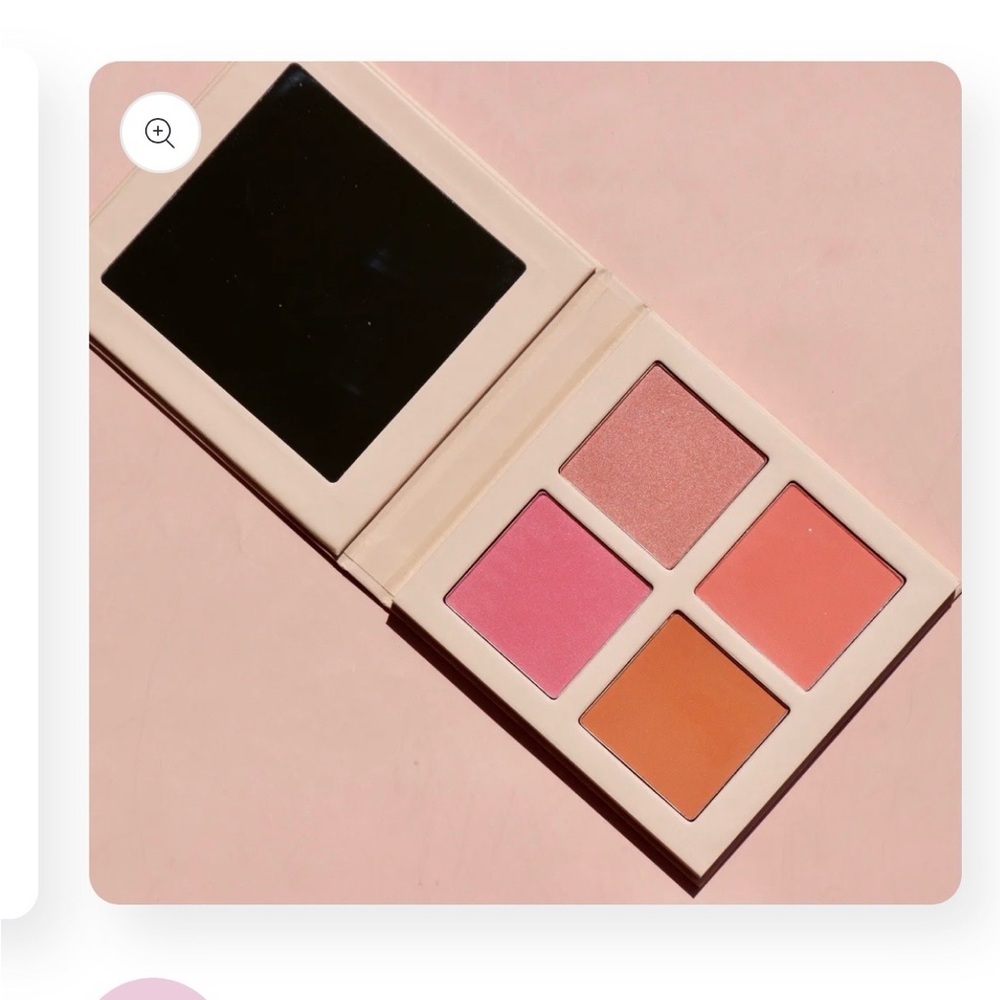 Blushing Moon Universal Blushing Pallette